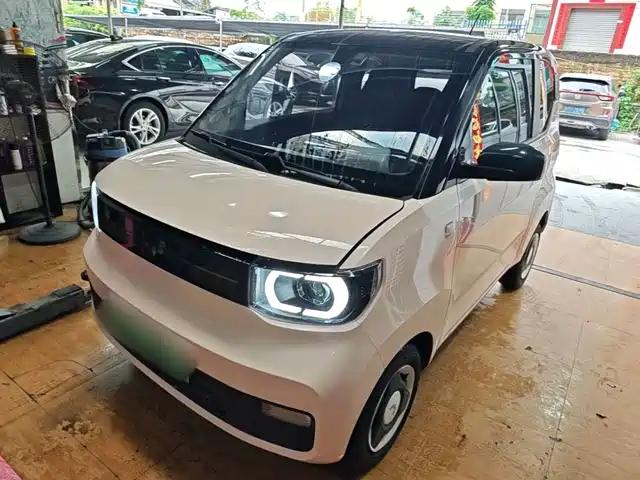 2022 Wuling Motors Hongguang Mini EV