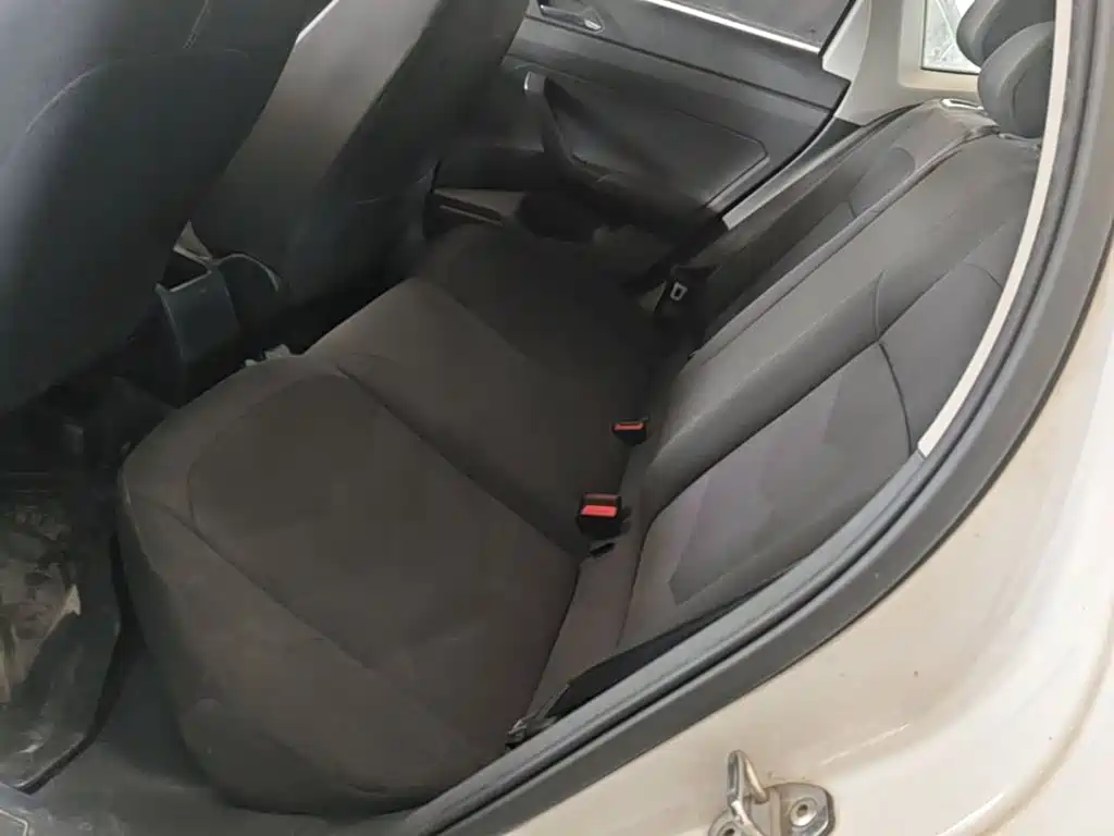 Volkswagen Polo — миниатюра 17