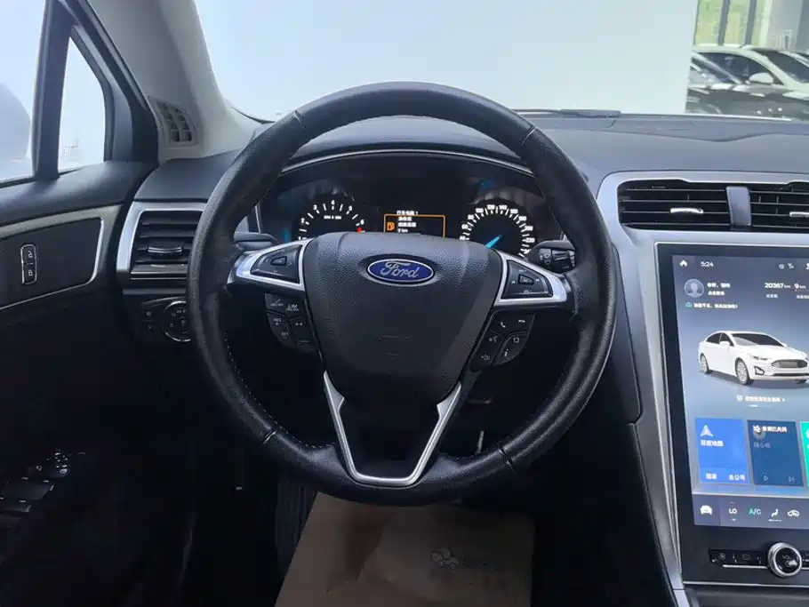 Ford Mondeo — миниатюра 15