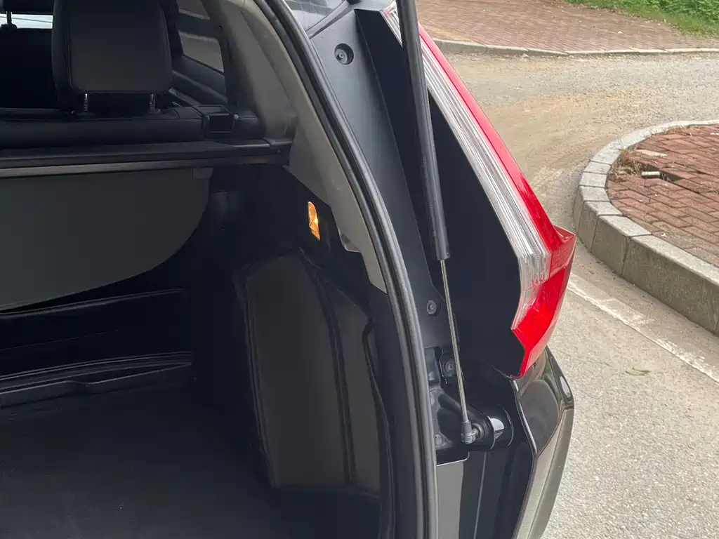 Honda CR-V 2017 240TURBO CVT