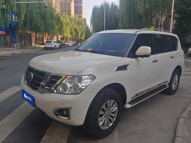 NISSAN TOURE 2020