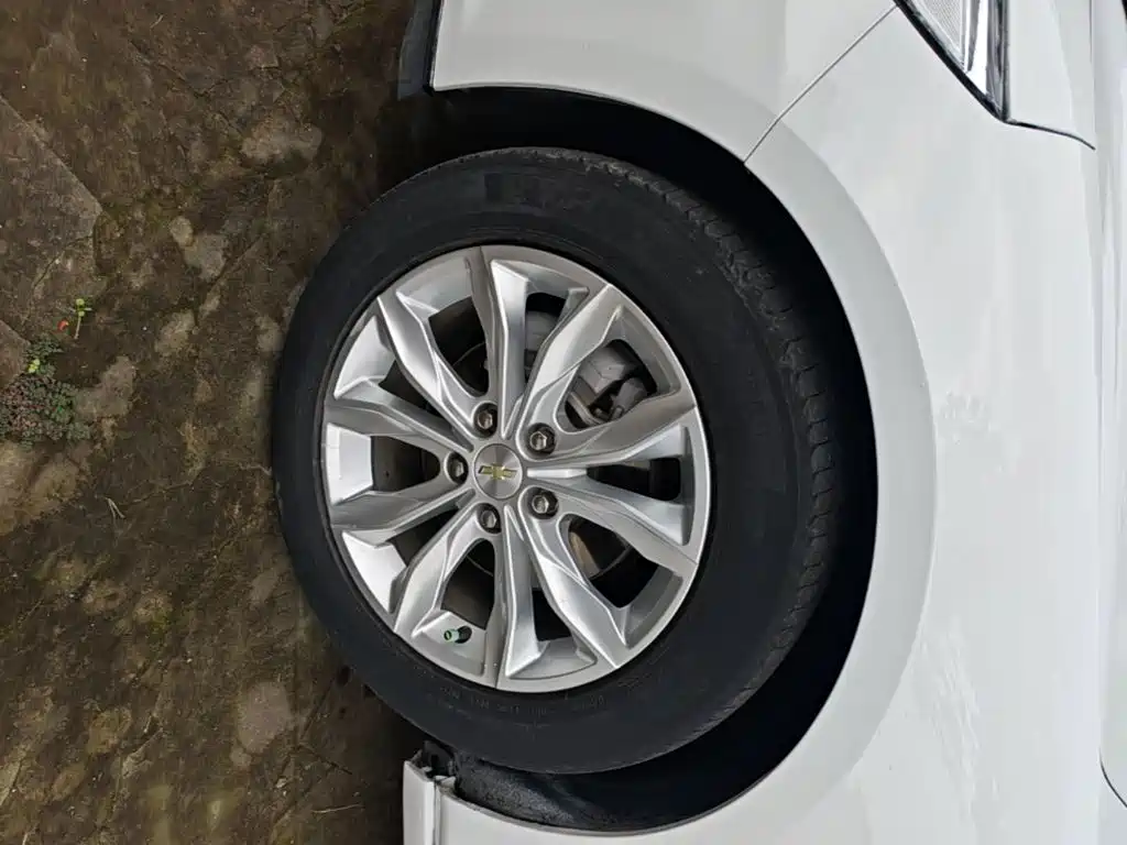 Chevrolet Malibu XL — миниатюра 23