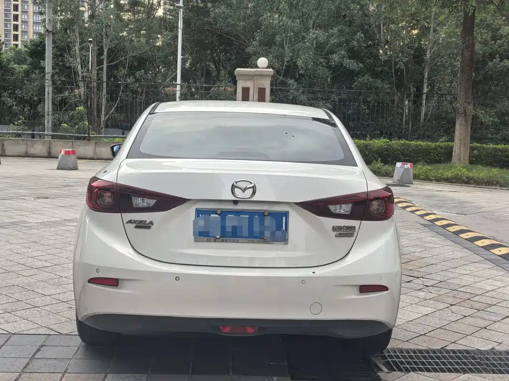 Mazda 3 Axela — миниатюра 5
