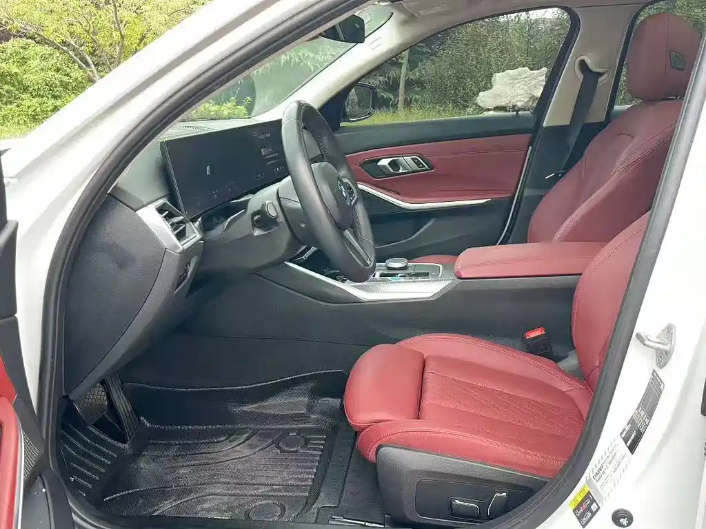 BMW i3 — миниатюра 9