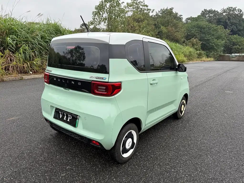 Wuling MINIEV — миниатюра 9