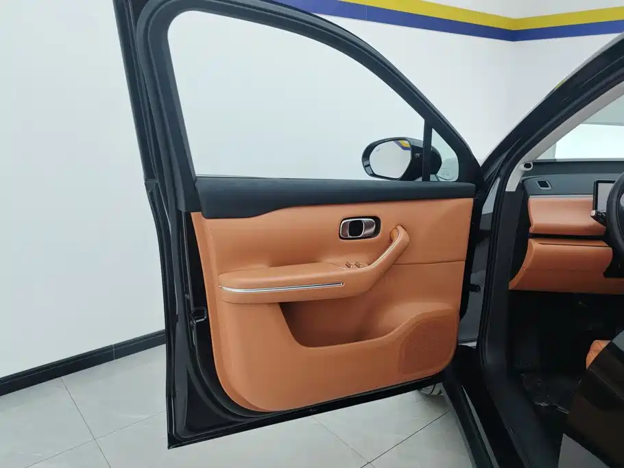 Leapmotor Leapmotor C16 — миниатюра 7