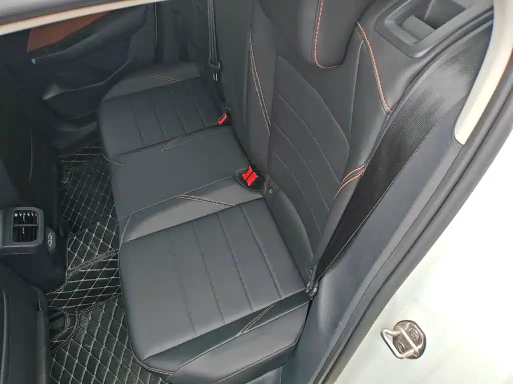 Volkswagen Bora — миниатюра 17