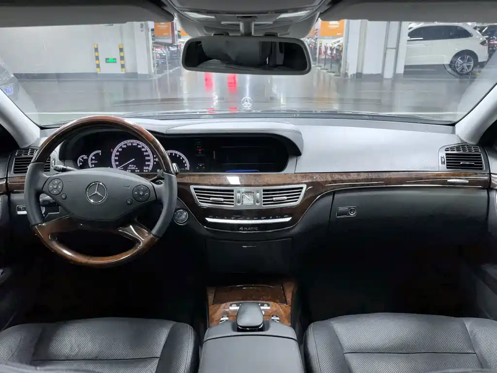 Mercedes-Benz S-Class — миниатюра 8