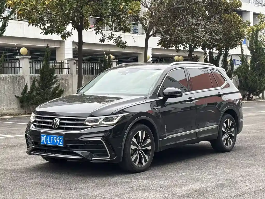 Volkswagen Tiguan L 2022