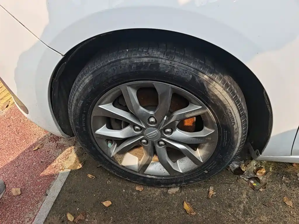 Geely Emgrand GL — миниатюра 23