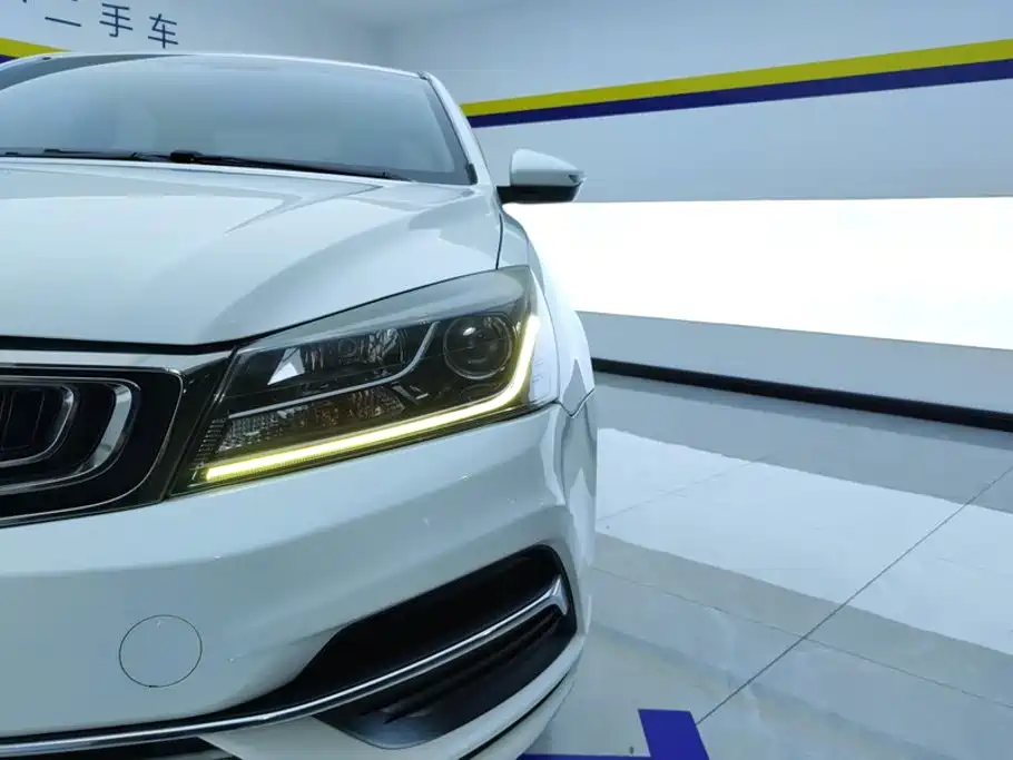 Geely Emgrand — миниатюра 5