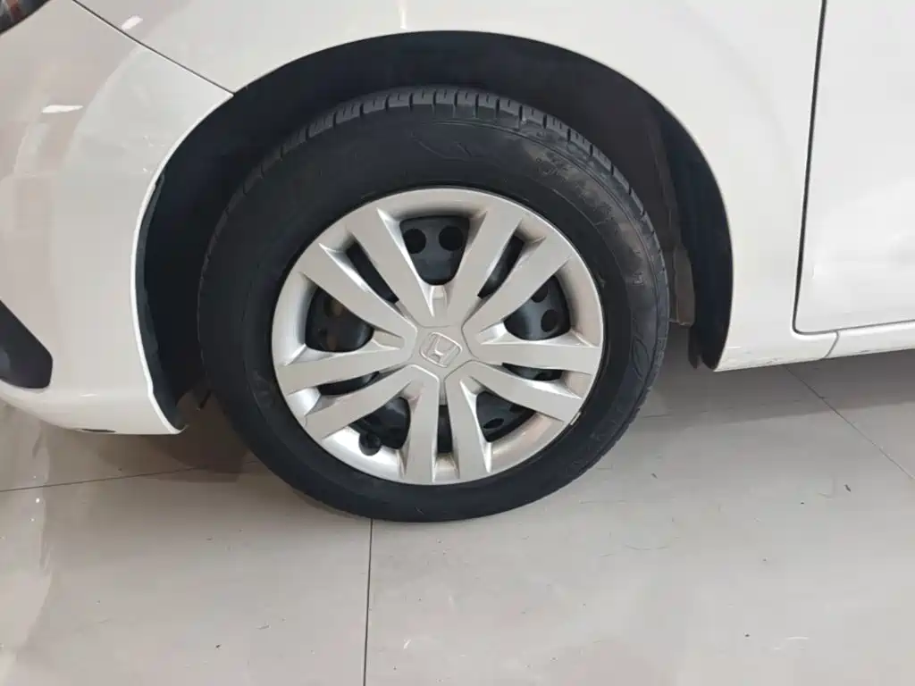 Honda Fit — миниатюра 23