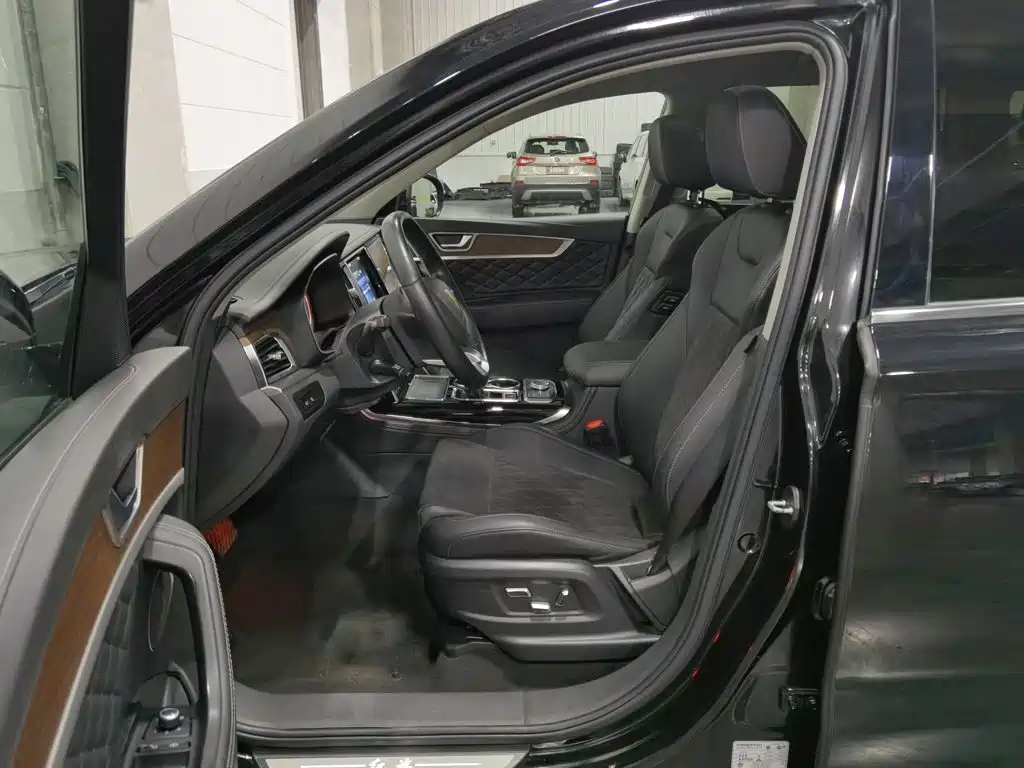 Hongqi Hongqi HS7 — миниатюра 10