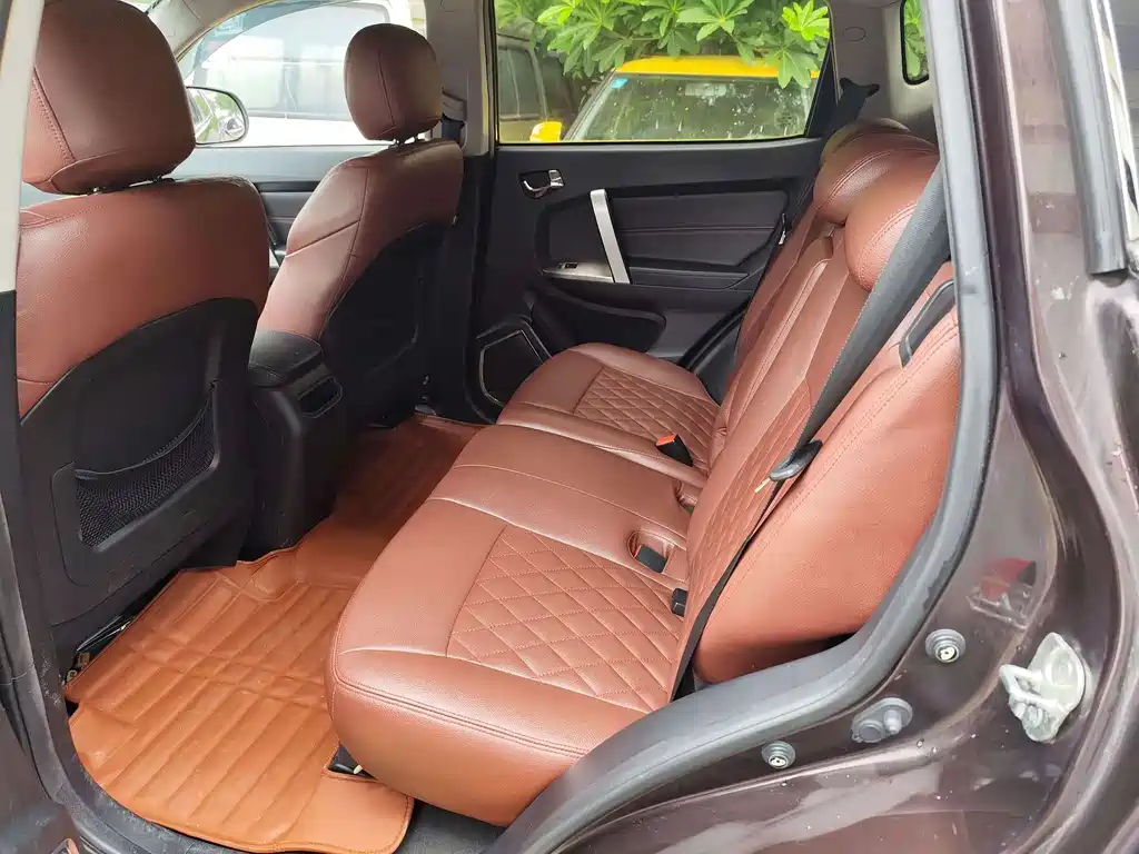 Geely GX7 — миниатюра 6