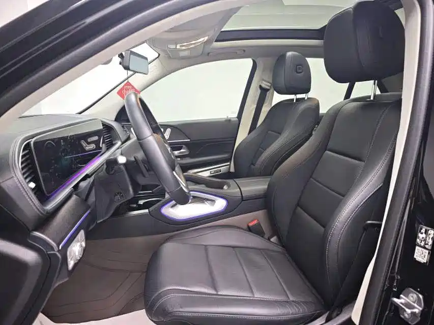 Mercedes-Benz GLE (Import) — миниатюра 9