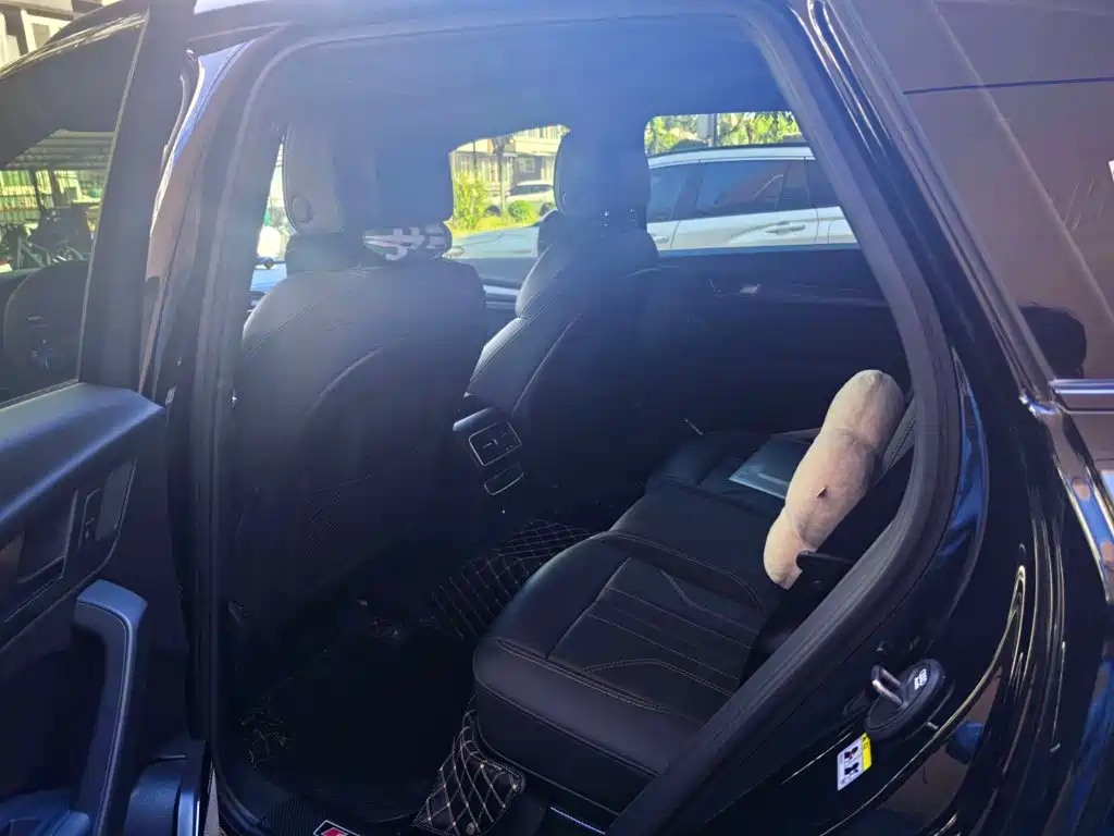 Audi Q5L — миниатюра 12