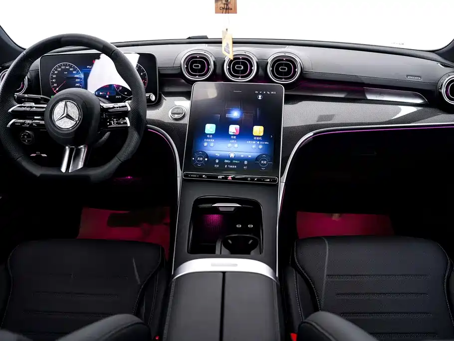 Mercedes-Benz C-Class — миниатюра 14