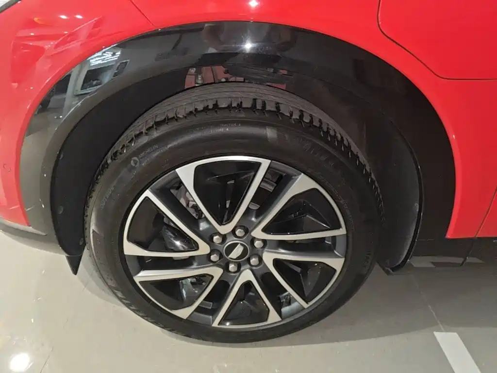Cadillac IQ — миниатюра 23