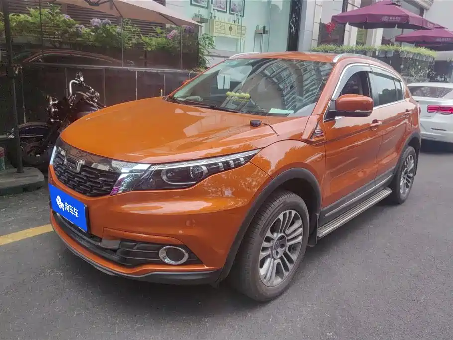 Купить Qoros Qoros 5
