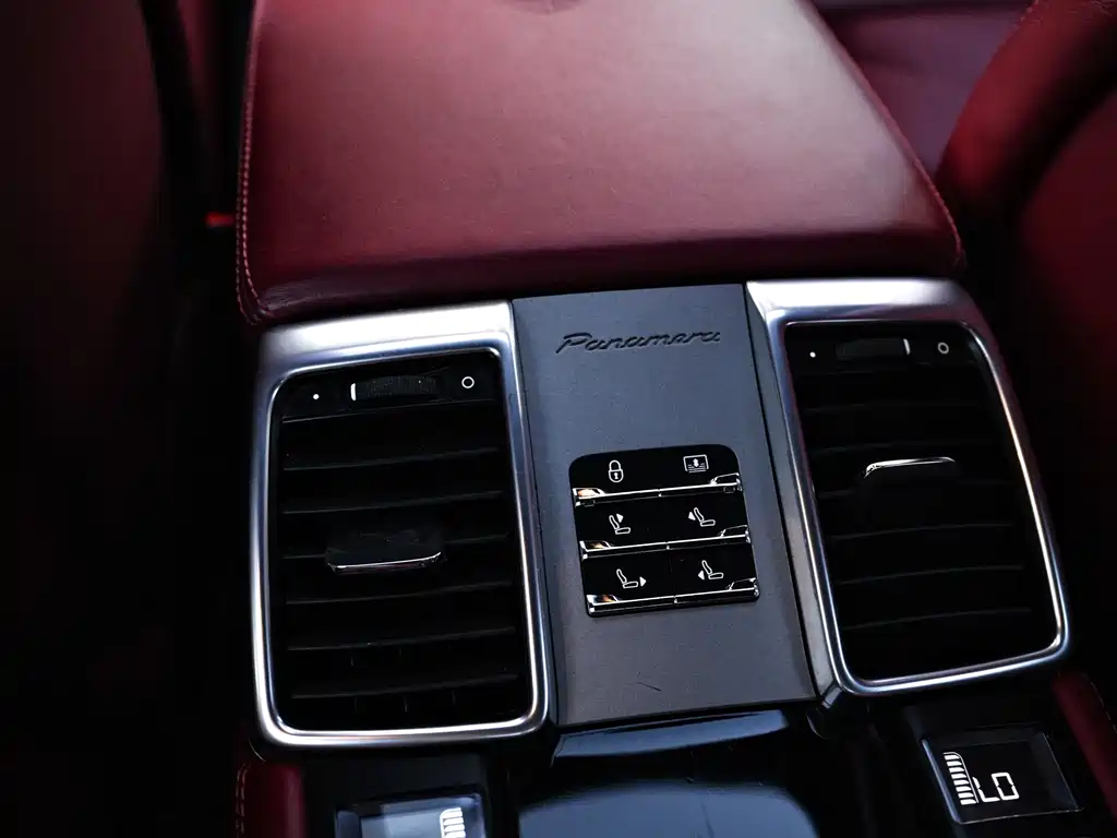 Porsche Panamera — миниатюра 15