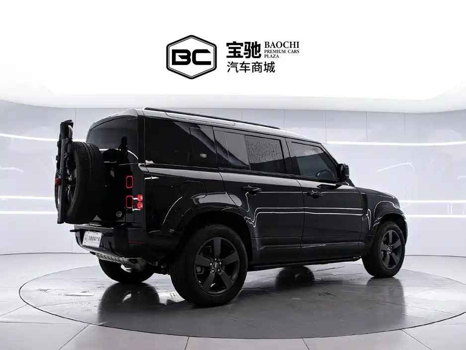 Land Rover Defender — миниатюра 3