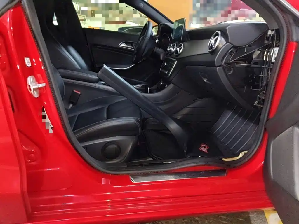Mercedes-Benz CLA (Import) — миниатюра 9