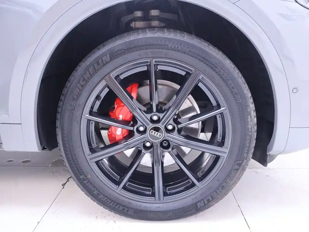 Audi Q5L Sportback — миниатюра 6