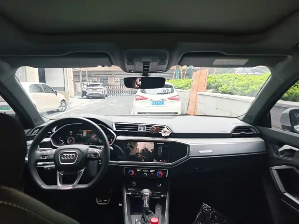 Audi Q3 — миниатюра 18