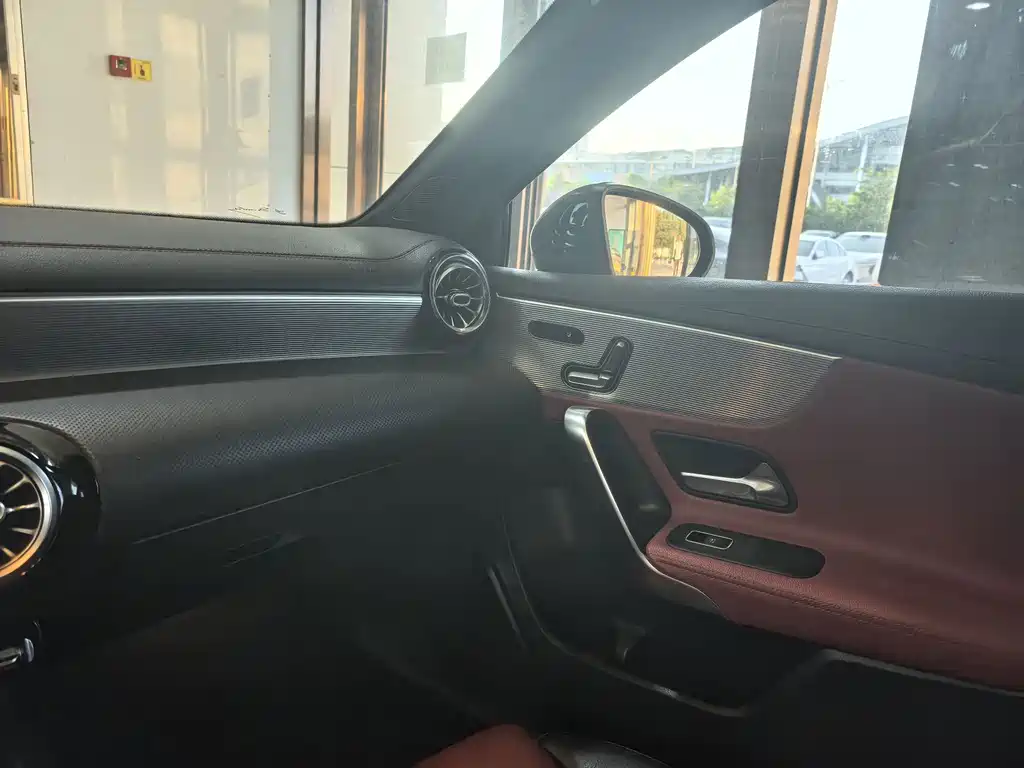 Mercedes-Benz A-Class AMG — миниатюра 6