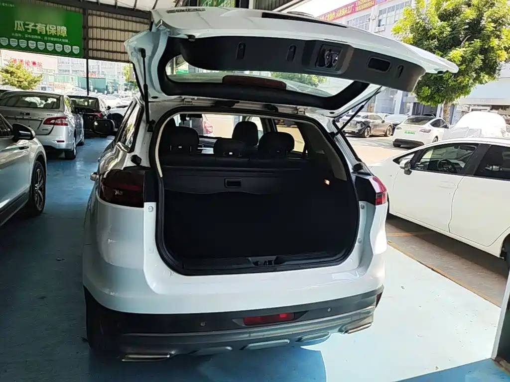 Geely Boyue — миниатюра 19