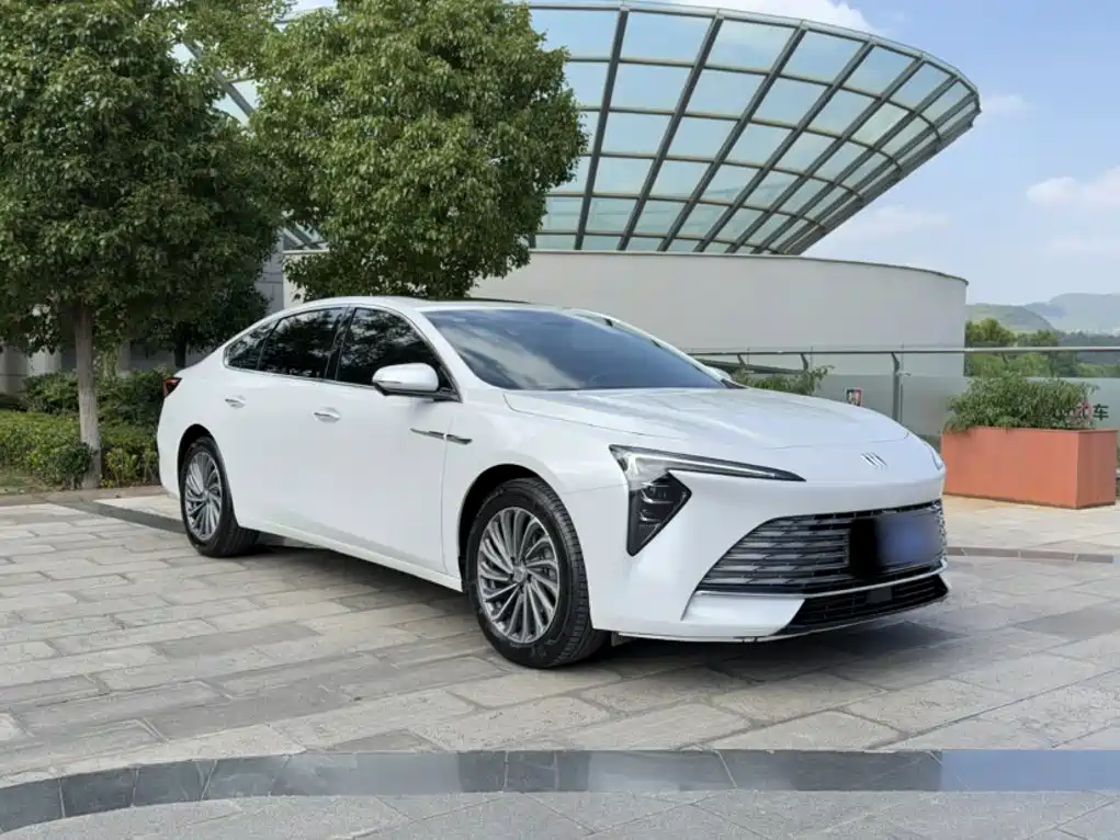 Buick LaCrosse — миниатюра 9