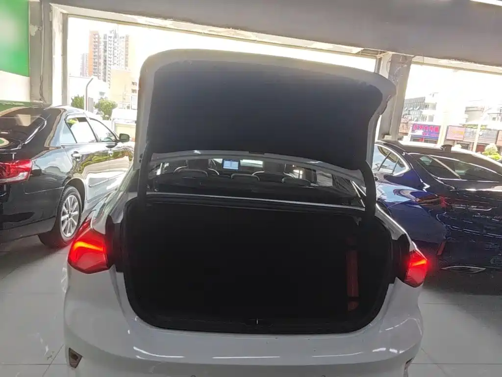 Ford Focus — миниатюра 19