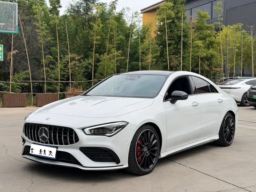 Mercedes-Benz CLA AMG