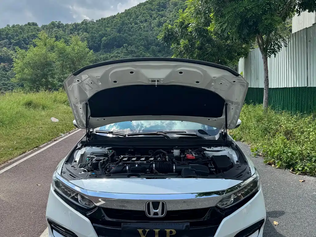 Honda Accord — миниатюра 6