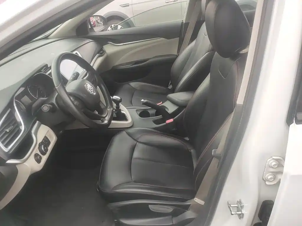 Buick Excelle — миниатюра 15