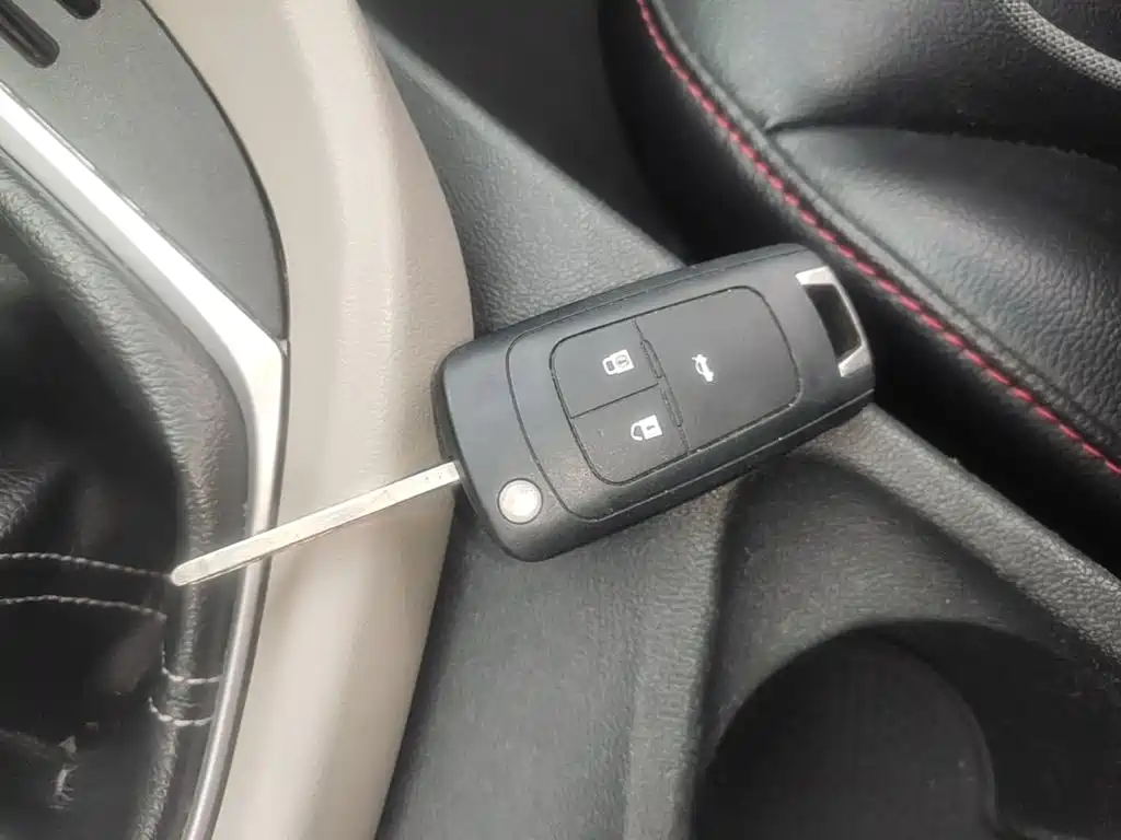 Buick Excelle — миниатюра 9