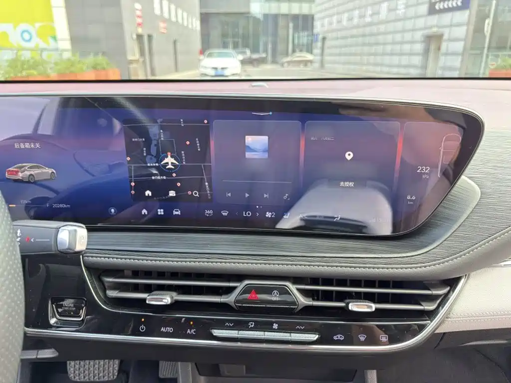 Buick LaCrosse — миниатюра 7