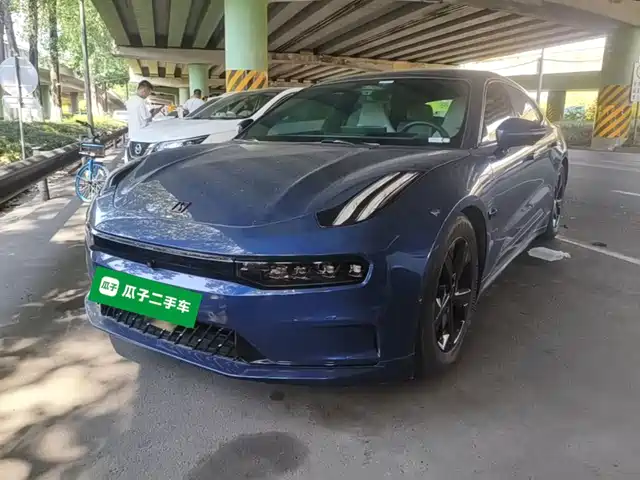 2023 Zeekr 001