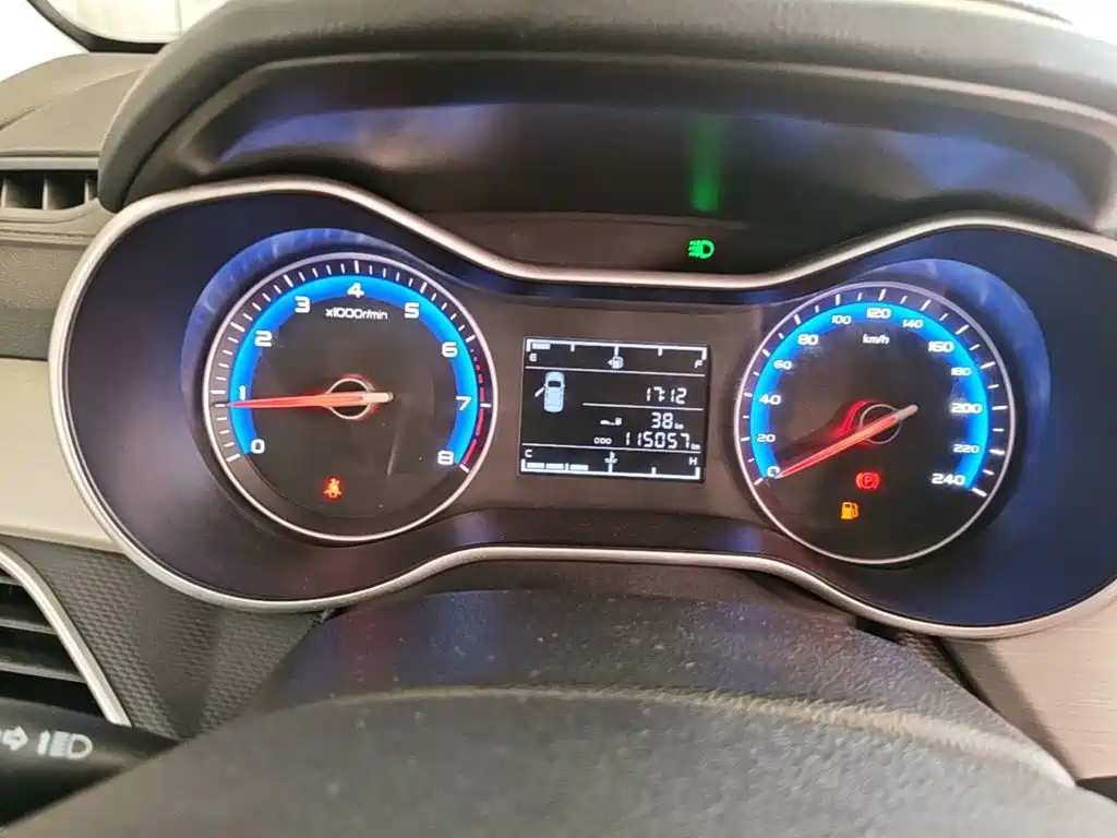 Geely Vision — миниатюра 12
