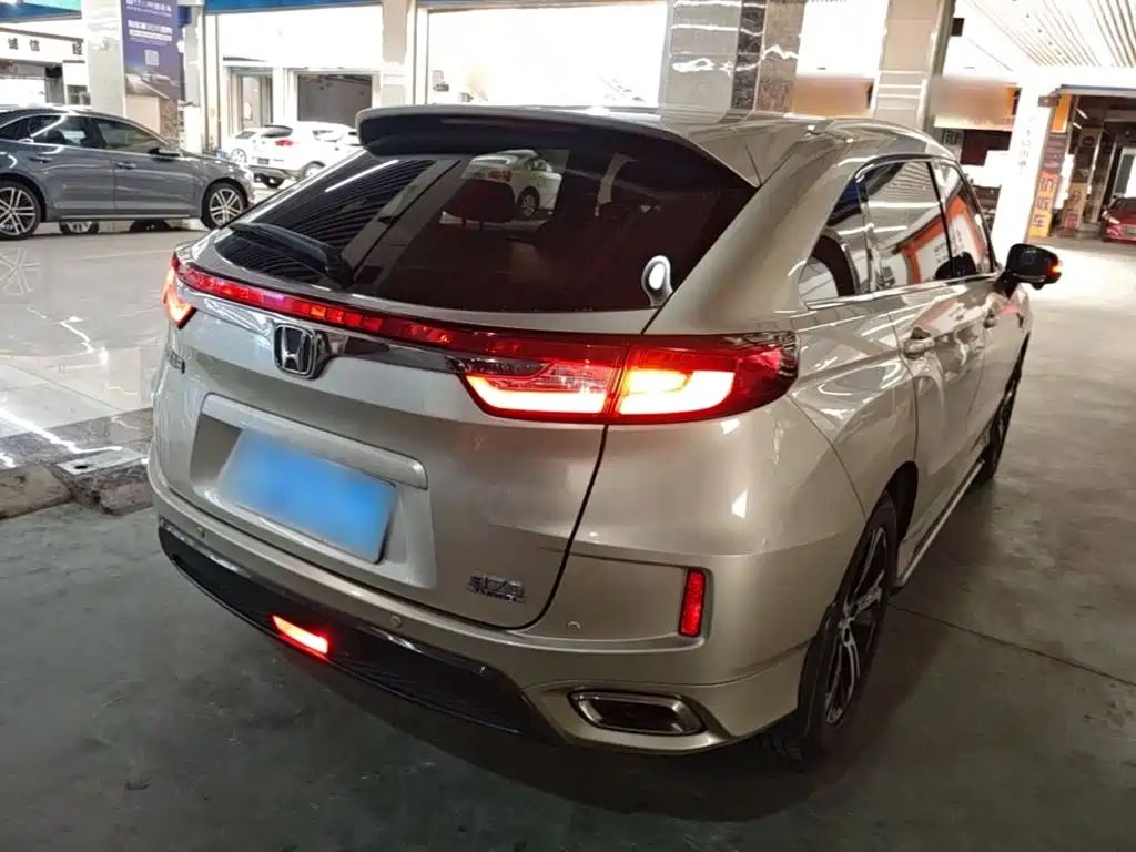 Honda UR-V — миниатюра 7