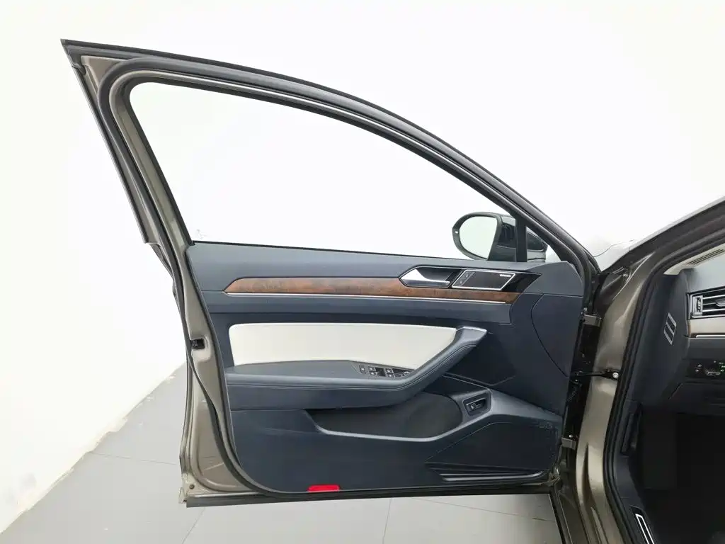 Volkswagen Magotan — миниатюра 8
