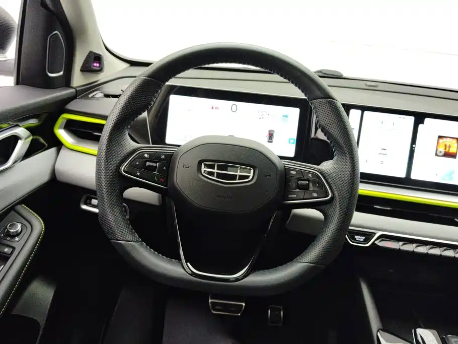 Geely Binyue — миниатюра 15