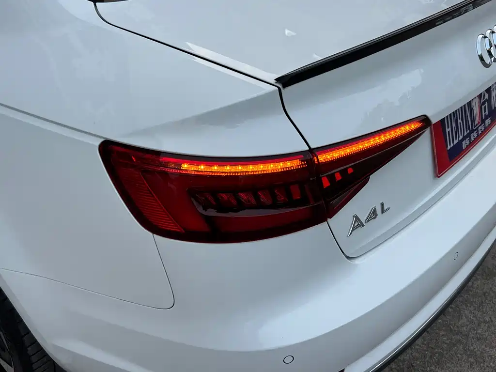 Audi A4L — миниатюра 10