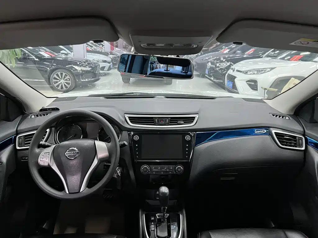 Nissan Qashqai — миниатюра 5