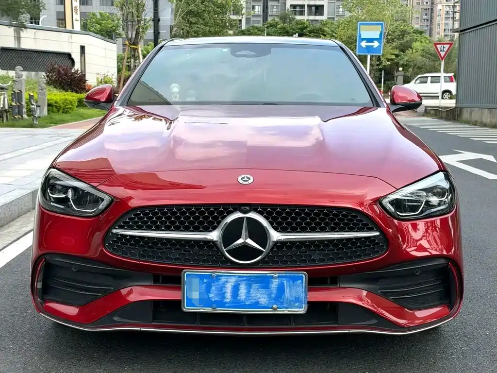 Mercedes-Benz C-Class — миниатюра 2