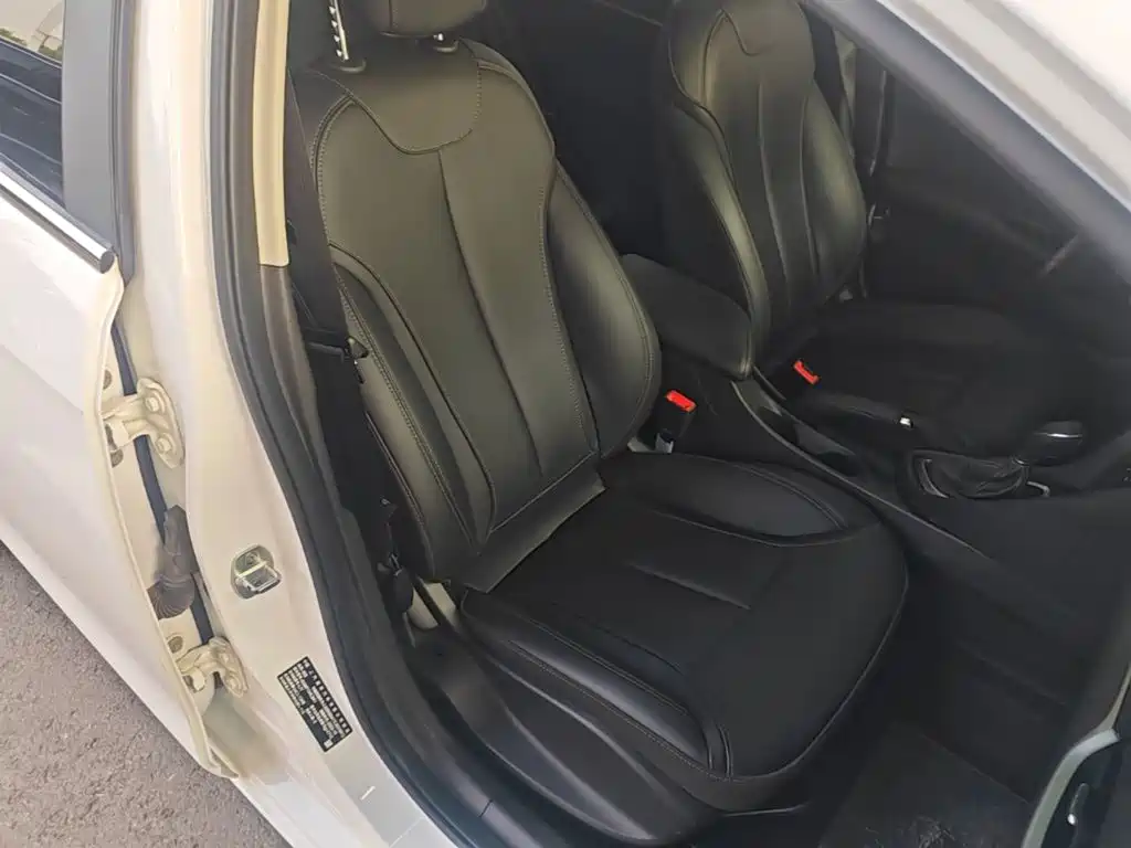 Buick Excelle — миниатюра 25