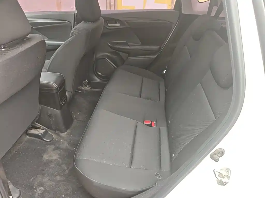 Honda Fit — миниатюра 17