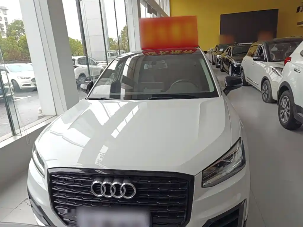 Audi Q2L — миниатюра 3