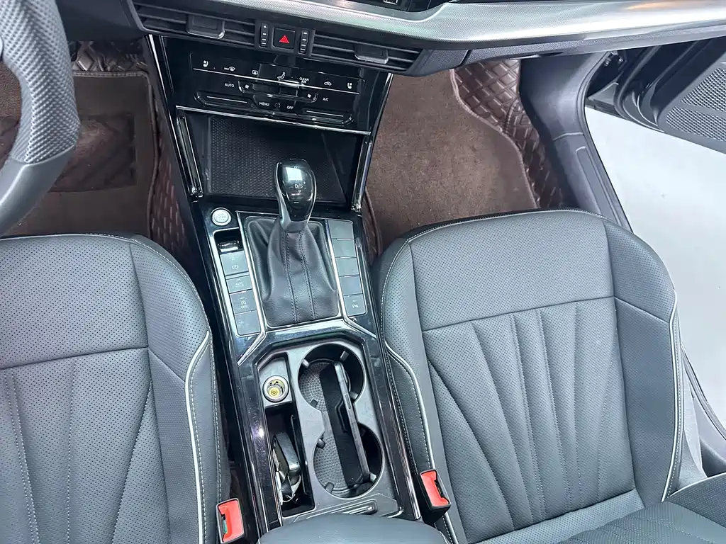 Volkswagen Passat — миниатюра 9