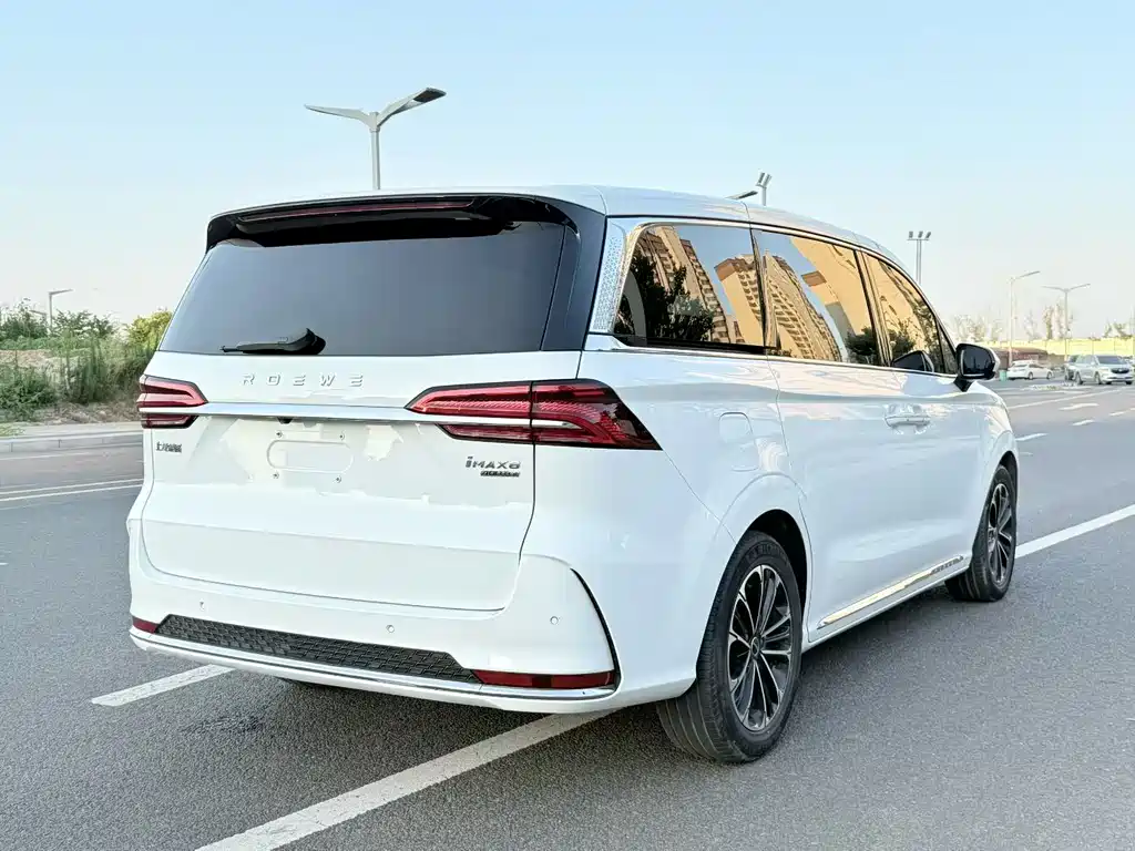Roewe iMAX8 2022 400TGI